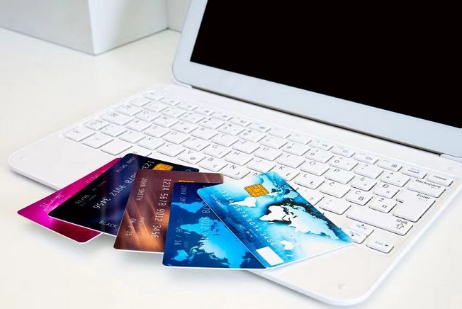 卡銀家-申卡行業(yè)領(lǐng)軍品牌！