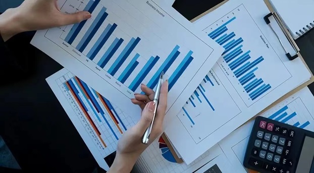 來查貝app，支持一鍵查詢信用報告！